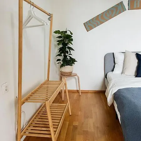 Lejlighed Stilvolle, Zentrale